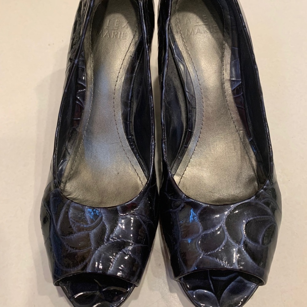Alex Marie Navy peek toe pump. Size 8M